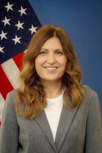 Ms Mariana L. Neisuler